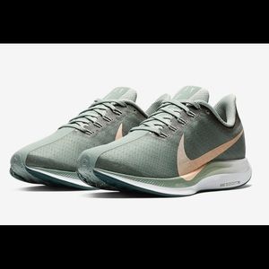 Nike zoom Pegasus turbo in mica green